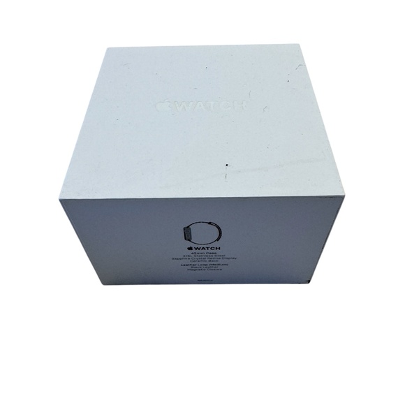 Apple Watch 1 Original 42mm Sports band Empty Box Square White Hard Plastic - Picture 1 of 11